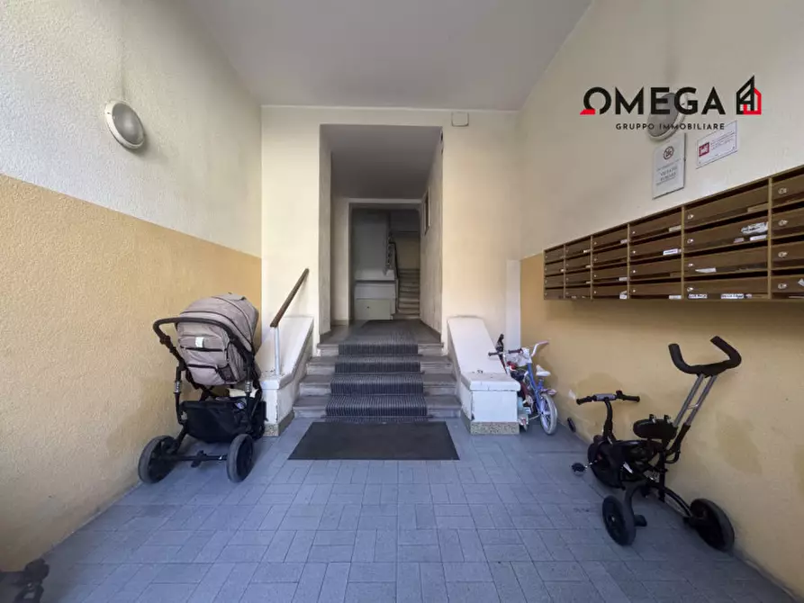 Immagine 2 di Appartamento in vendita  in via dell'Industria 30 a Trieste