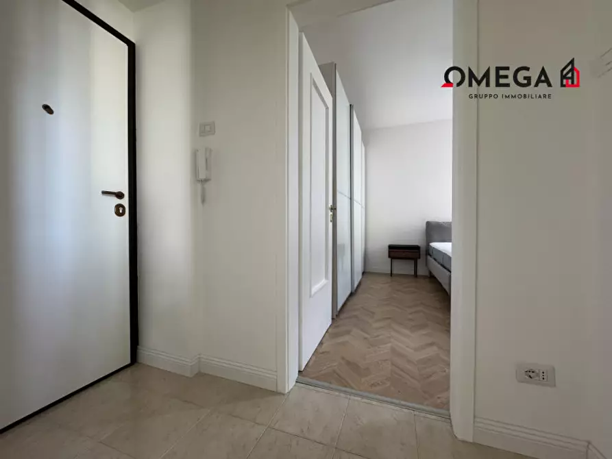 Immagine 3 di Appartamento in vendita  in via dell'Industria 30 a Trieste