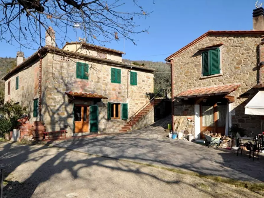 Immagine 1 di Rustico / casale in vendita  in Strada di Montemarciano a Loro Ciuffenna