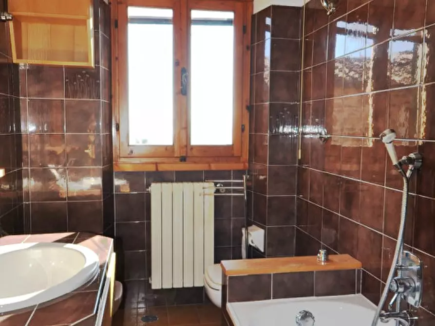 Immagine 29 di Rustico / casale in vendita  in Strada di Montemarciano a Loro Ciuffenna