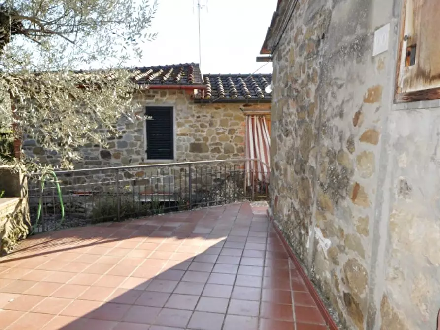 Immagine 35 di Rustico / casale in vendita  in Strada di Montemarciano a Loro Ciuffenna