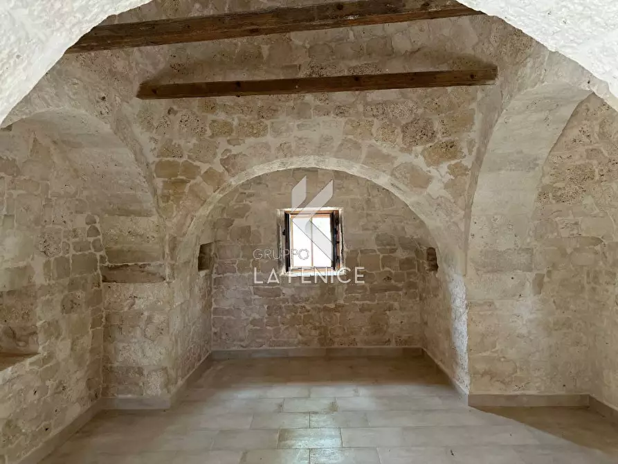 Immagine 23 di Rustico / casale in vendita  in contrada guardariello a Ostuni