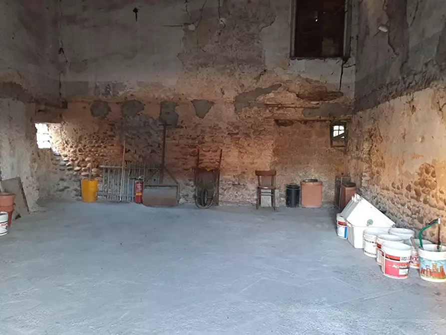 Immagine 3 di Rustico / casale in vendita  a Valeggio Sul Mincio