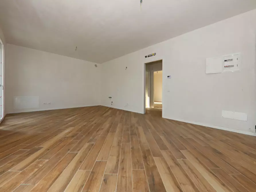 Immagine 8 di Appartamento in vendita  in Via Principale a Correzzana