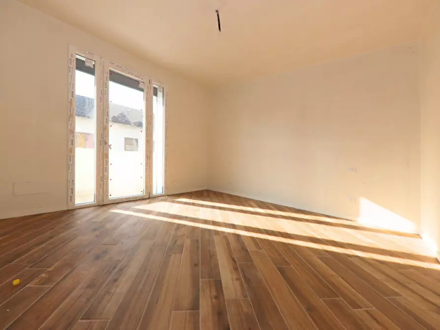 Immagine 10 di Appartamento in vendita  in Via Don Luigi Grisostomi, 15 a Correzzana