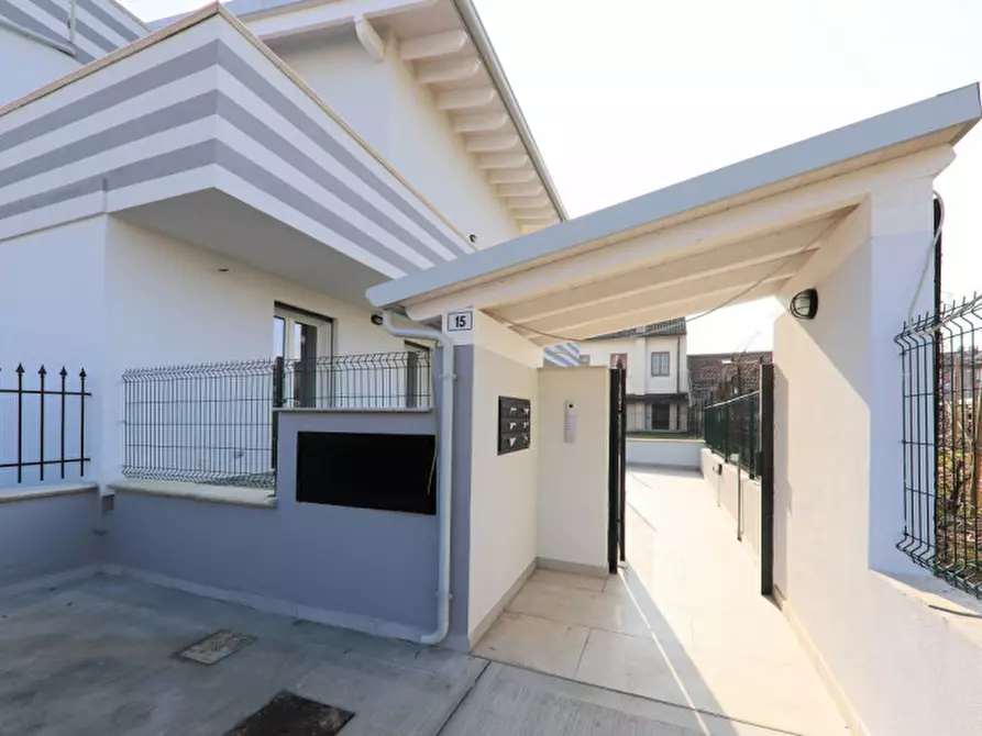 Immagine 20 di Appartamento in vendita  in Via Principale a Correzzana