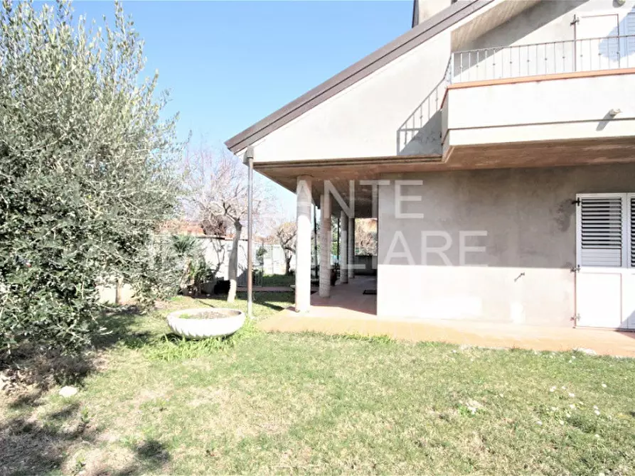 Immagine 2 di Casa bifamiliare in vendita  in Via Niccolo' Paganini a Misano Adriatico