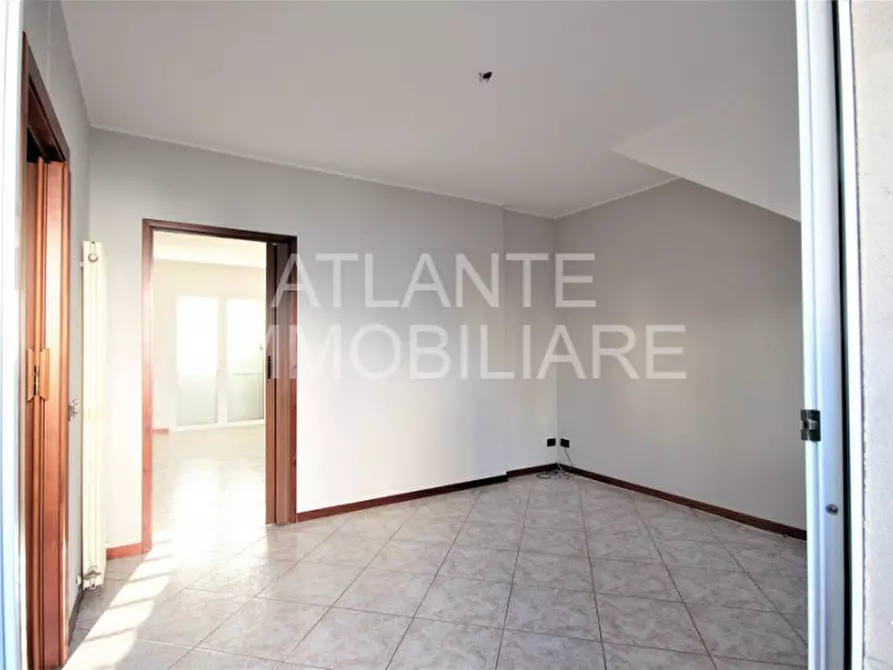 Immagine 5 di Casa bifamiliare in vendita  in Via Niccolo' Paganini a Misano Adriatico