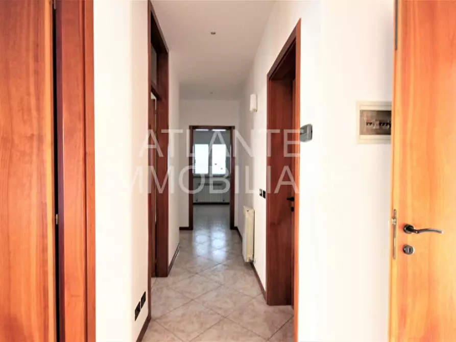 Immagine 8 di Casa bifamiliare in vendita  in Via Niccolo' Paganini a Misano Adriatico