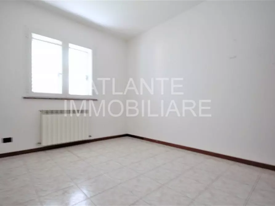 Immagine 11 di Casa bifamiliare in vendita  in Via Niccolo' Paganini a Misano Adriatico