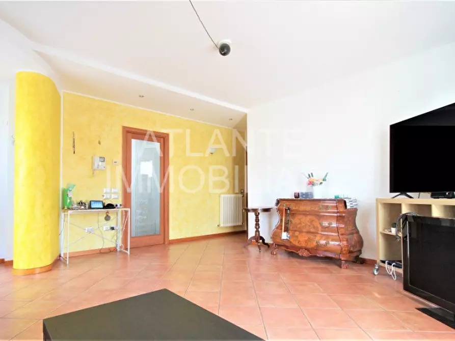 Immagine 17 di Casa bifamiliare in vendita  in Via Niccolo' Paganini a Misano Adriatico