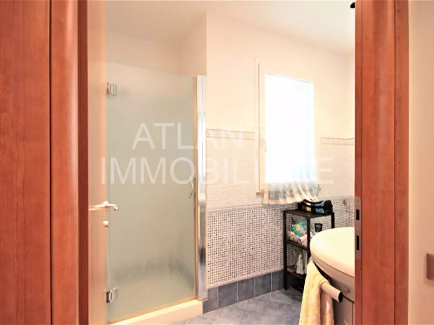 Immagine 28 di Casa bifamiliare in vendita  in Via Niccolo' Paganini a Misano Adriatico