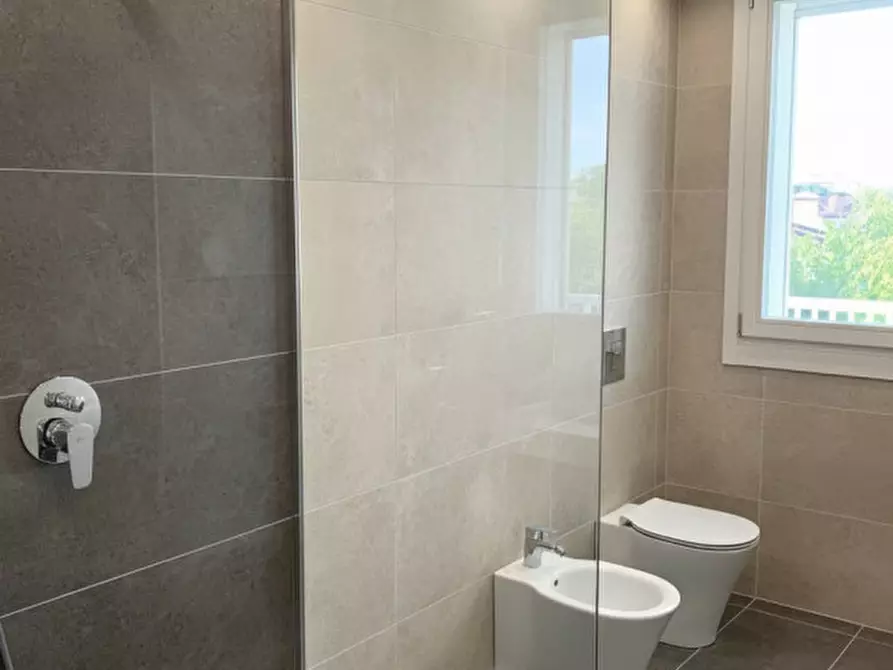 Immagine 13 di Attico in vendita  a Selvazzano Dentro