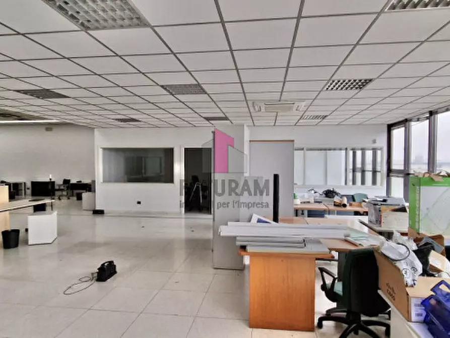 Immagine 3 di Ufficio in affitto  in roma a Altavilla Vicentina