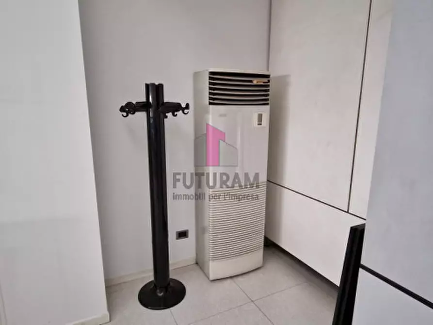 Immagine 15 di Ufficio in affitto  in roma a Altavilla Vicentina