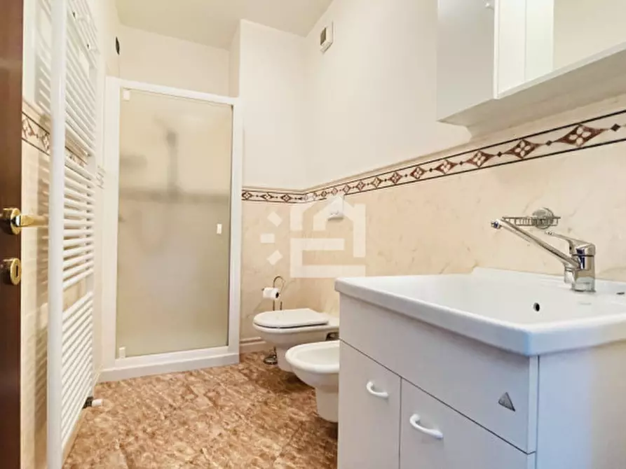 Immagine 26 di Casa bifamiliare in affitto  in Via Gardiola a San Felice Del Benaco