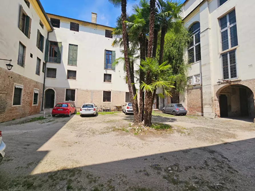 Immagine 6 di Appartamento in vendita  in via Vescovado a Padova