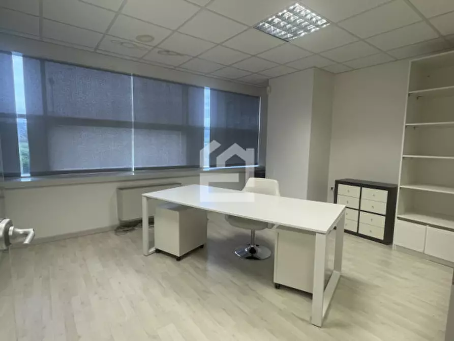 Immagine 12 di Attività commerciale in affitto  in Via Nazionale a Manerba Del Garda