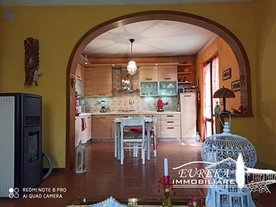 Immagine 3 di Casa indipendente in vendita  in Via Roma, Castiglione del lago a Castiglione Del Lago