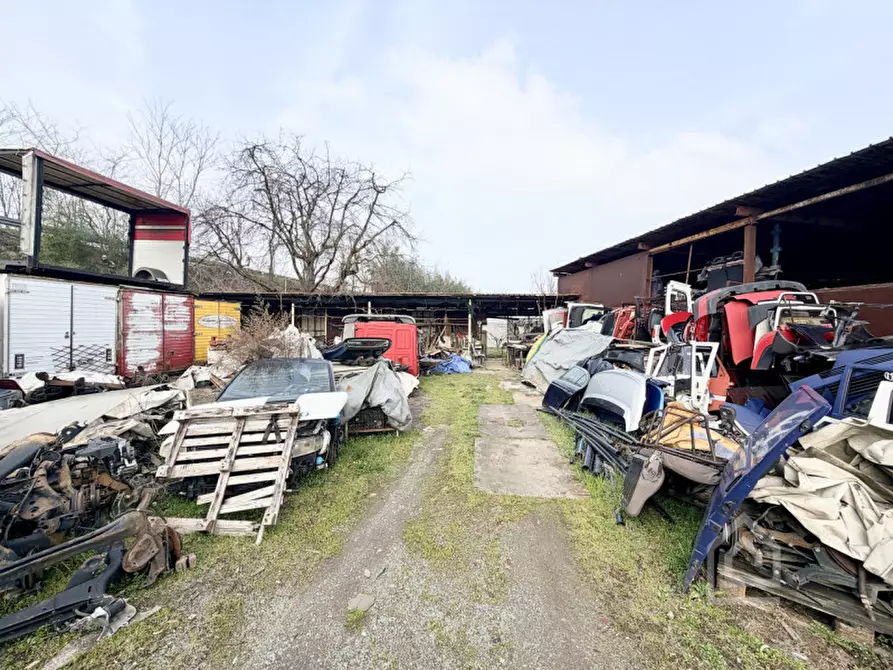 Immagine 13 di Capannone industriale in vendita  in Strada del Villaretto 159 a Torino