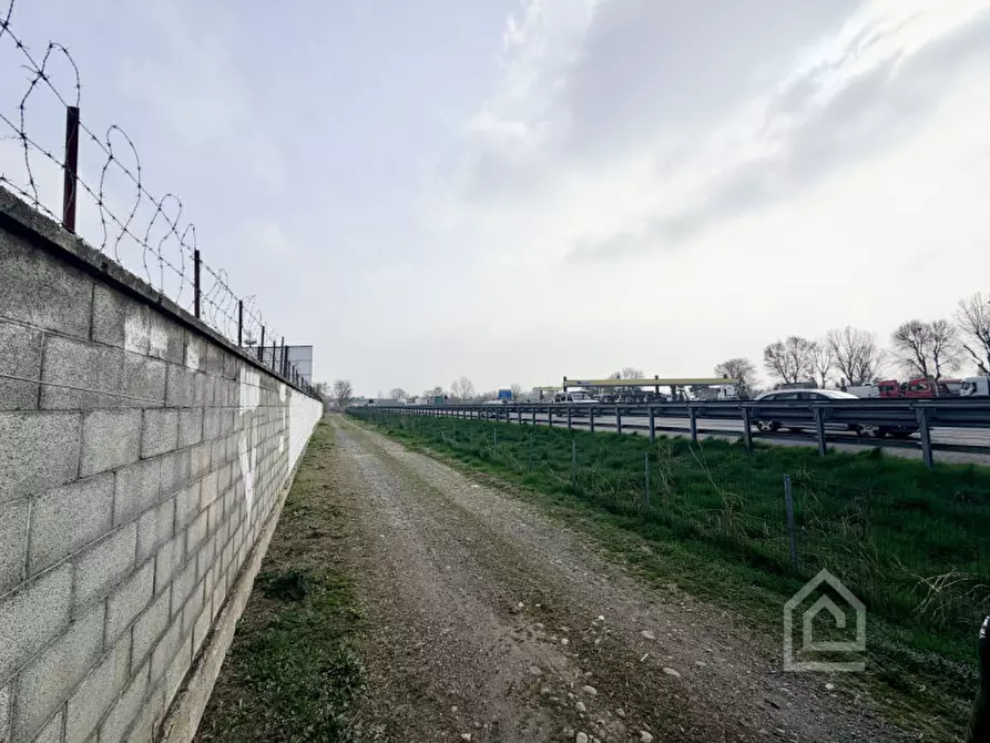 Immagine 21 di Capannone industriale in vendita  in Strada del Villaretto 159 a Torino