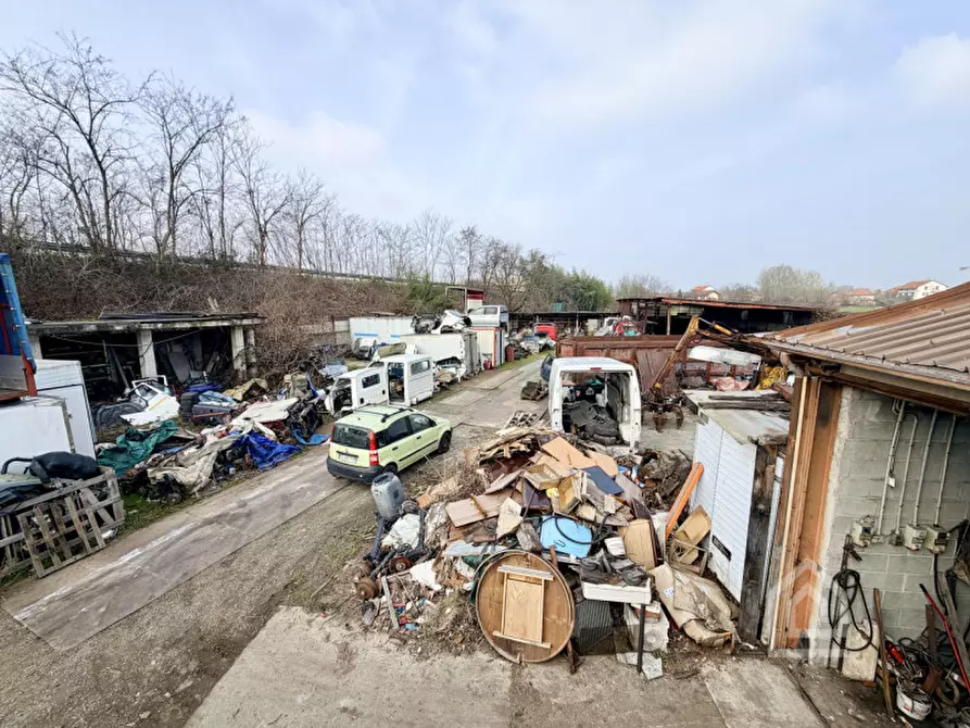 Immagine 25 di Capannone industriale in vendita  in Strada del Villaretto 159 a Torino