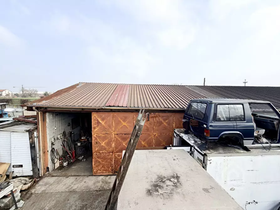 Immagine 27 di Capannone industriale in vendita  in Strada del Villaretto 159 a Torino