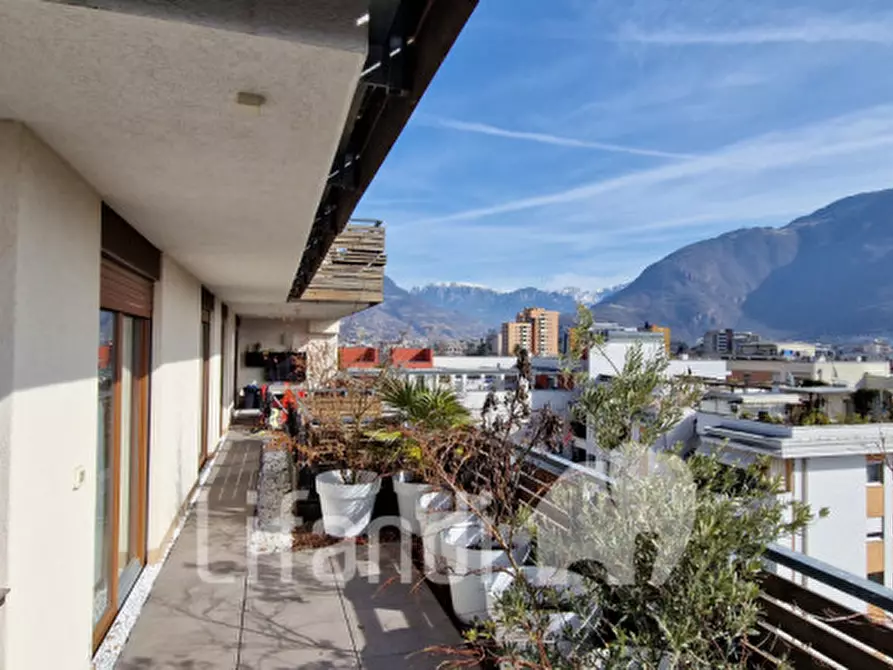 Immagine 9 di Attico in vendita  in Grazia Deledda a Bolzano