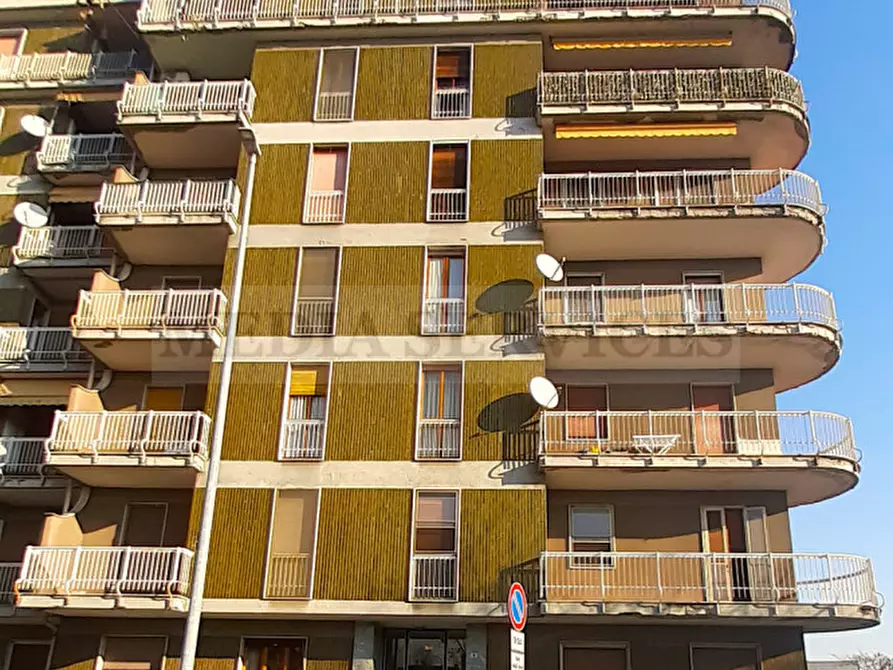 Immagine 3 di Appartamento in vendita  in via Albino Cei n° 6 a Sannazzaro De' Burgondi