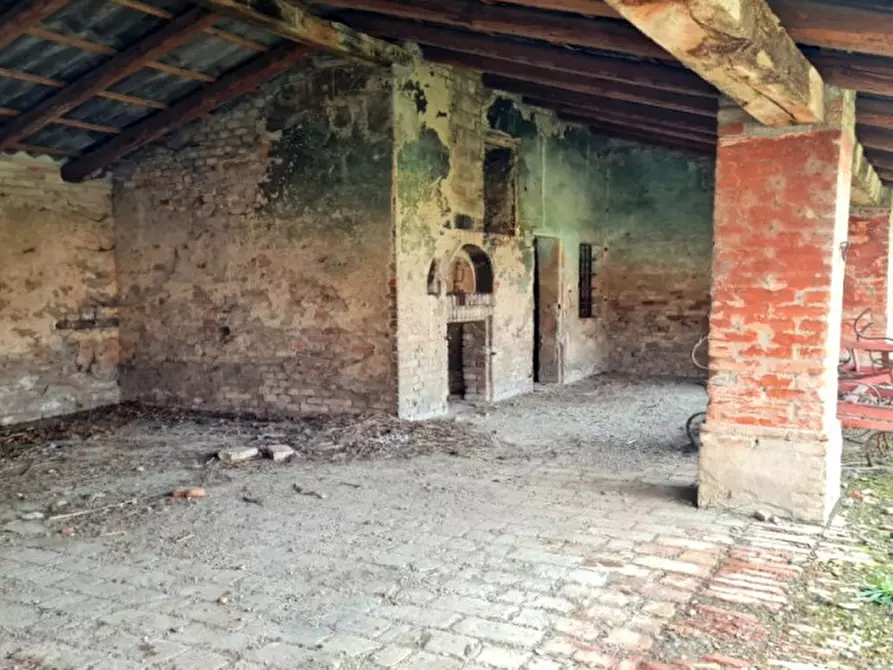 Immagine 16 di Rustico / casale in vendita  a Cortemaggiore