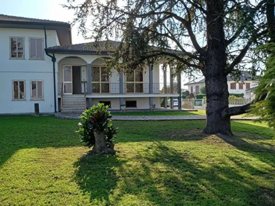 Immagine 1 di Casa indipendente in vendita  a Ceneselli