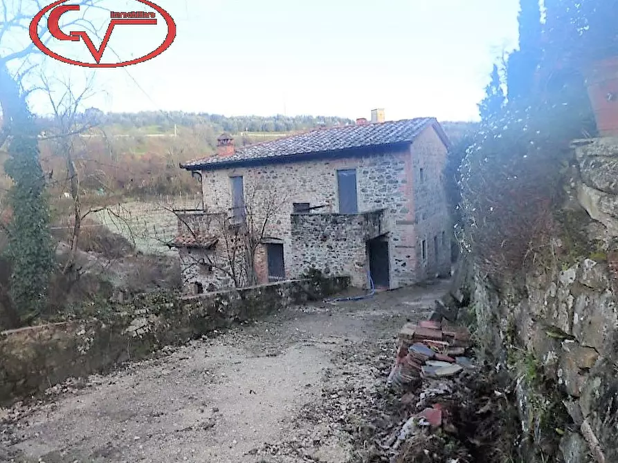 Immagine 5 di Rustico / casale in vendita  in 5 km da Montevarchi a Montevarchi