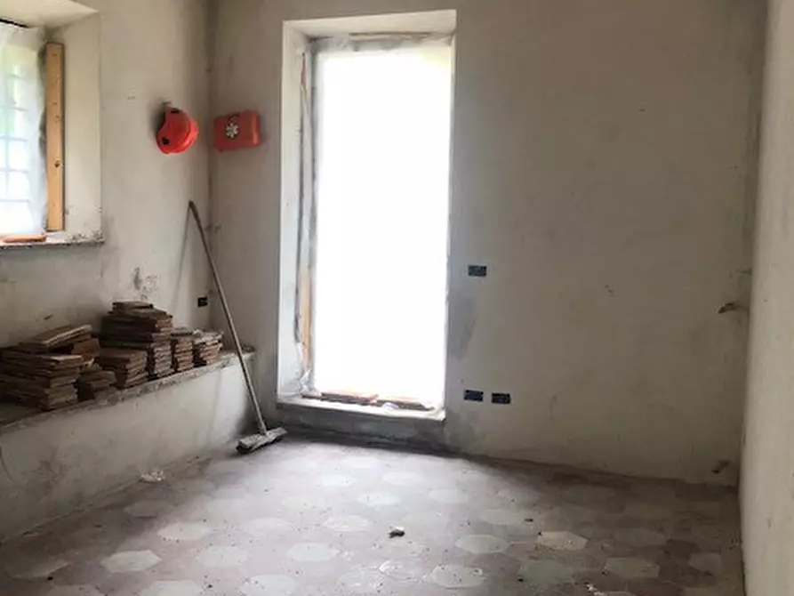 Immagine 11 di Rustico / casale in vendita  in 5 km da Montevarchi a Montevarchi