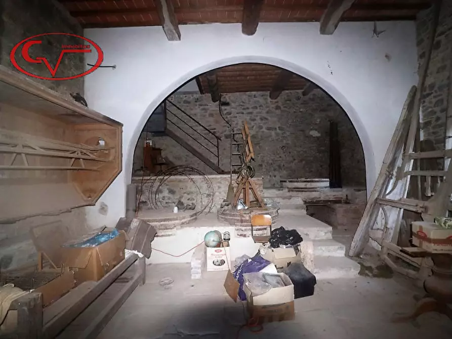 Immagine 12 di Rustico / casale in vendita  in 5 km da Montevarchi a Montevarchi