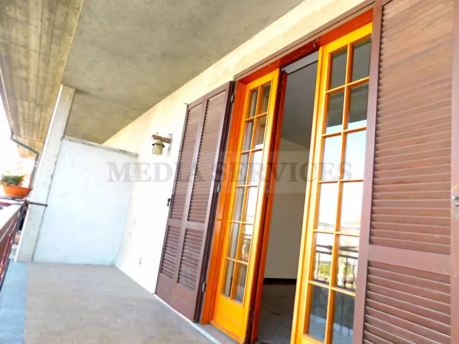 Immagine 23 di Villa in vendita  in via Alessandro Volta n° 22 a Sannazzaro De' Burgondi