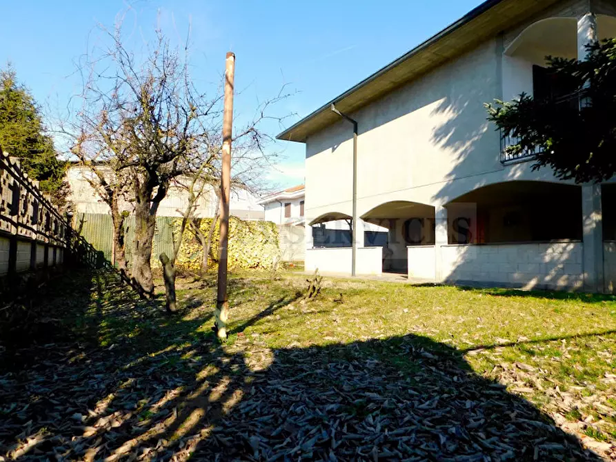 Immagine 32 di Villa in vendita  in via Alessandro Volta n° 22 a Sannazzaro De' Burgondi