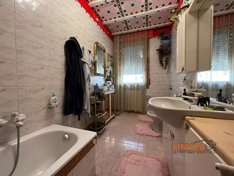 Immagine 10 di Casa bifamiliare in vendita  a Cervarese Santa Croce