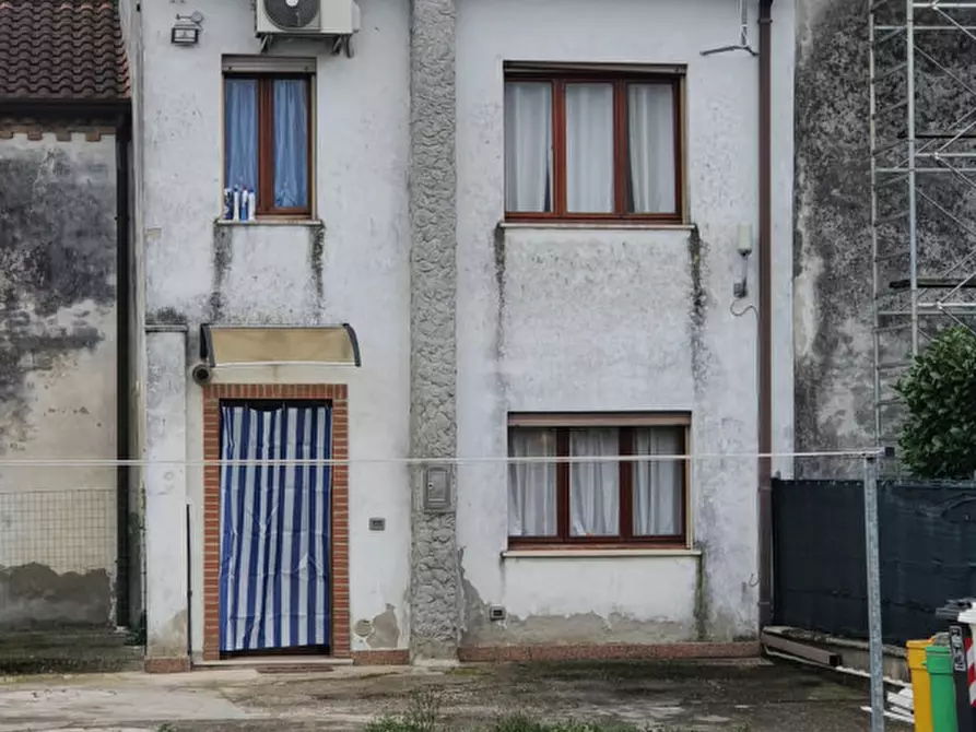 Immagine 25 di Villetta a schiera in vendita  in Via Selva a Crespino