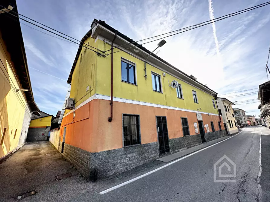 Immagine 1 di Casa bifamiliare in vendita  in Via Marino Sella 6 a Rondissone
