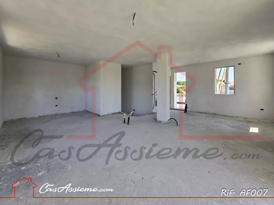 Immagine 19 di Casa indipendente in vendita  a Loria