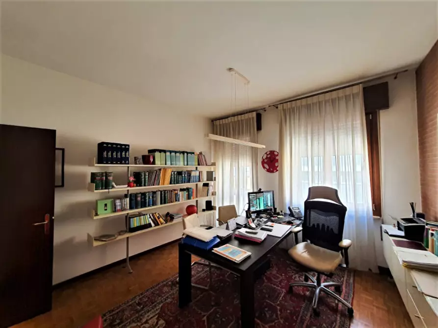 Immagine 9 di Ufficio in vendita  in Via All'Ara a Rovigo