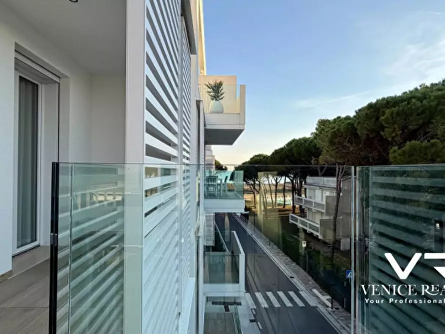 Immagine 9 di Appartamento in vendita  in viale oriente a Jesolo