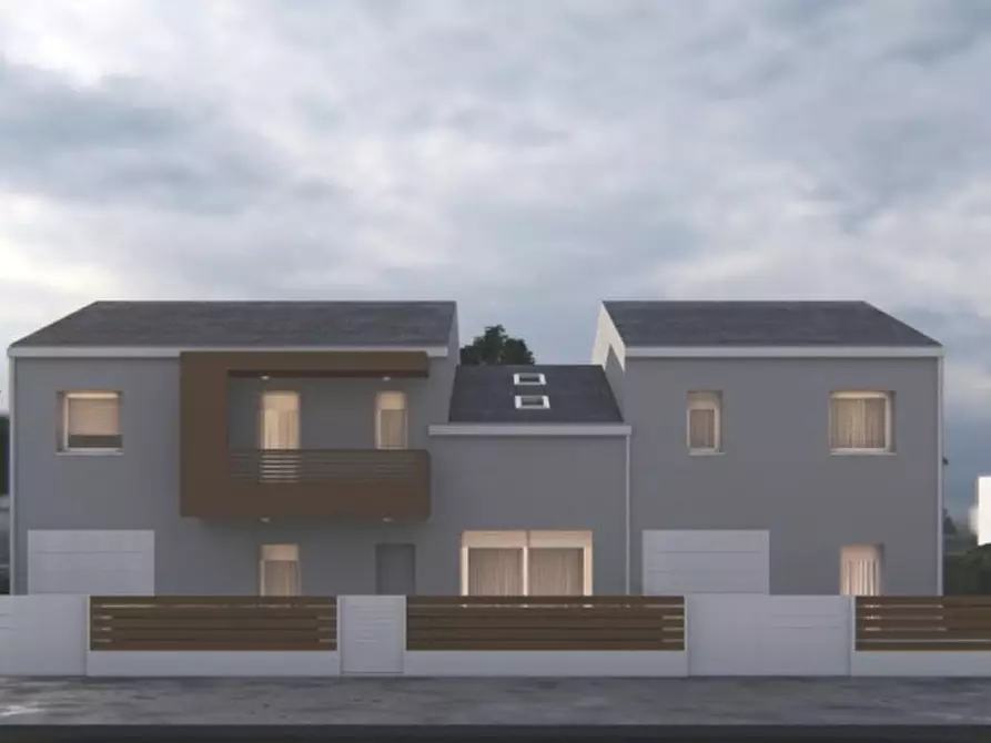 Immagine 3 di Casa trifamiliare in vendita  a Teolo