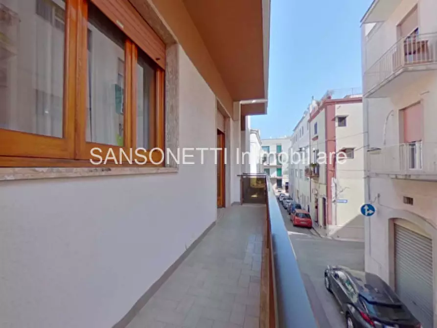 Immagine 16 di Palazzo in vendita  in Leopardi a Fasano