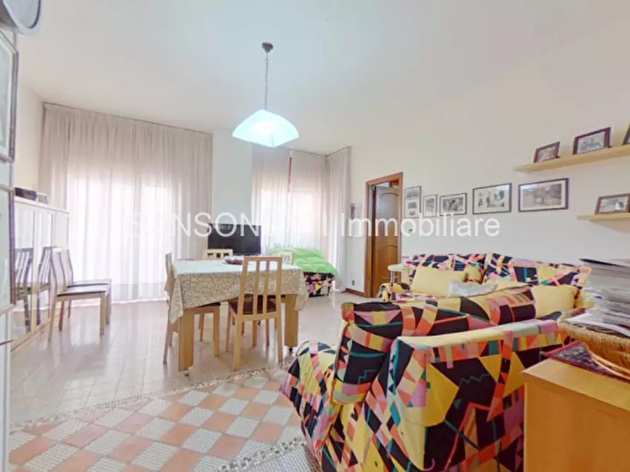 Immagine 18 di Palazzo in vendita  in Leopardi a Fasano