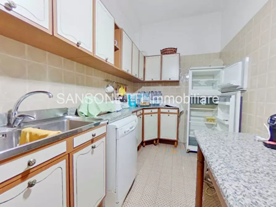 Immagine 19 di Palazzo in vendita  in Leopardi a Fasano