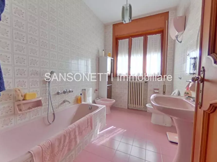 Immagine 34 di Palazzo in vendita  in Leopardi a Fasano