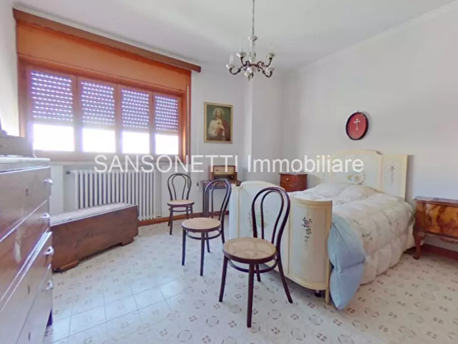 Immagine 35 di Palazzo in vendita  in Leopardi a Fasano