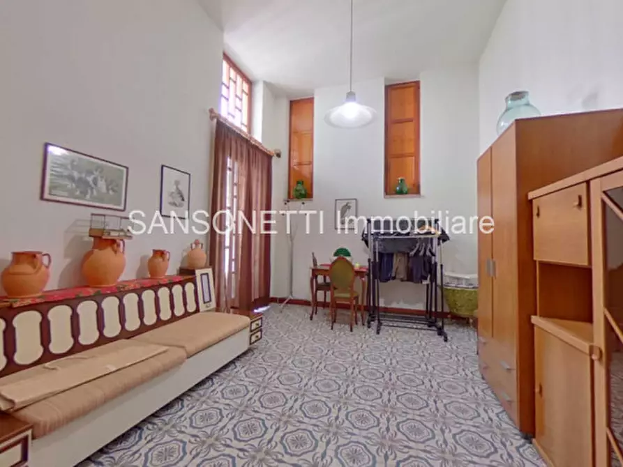 Immagine 36 di Palazzo in vendita  in Leopardi a Fasano