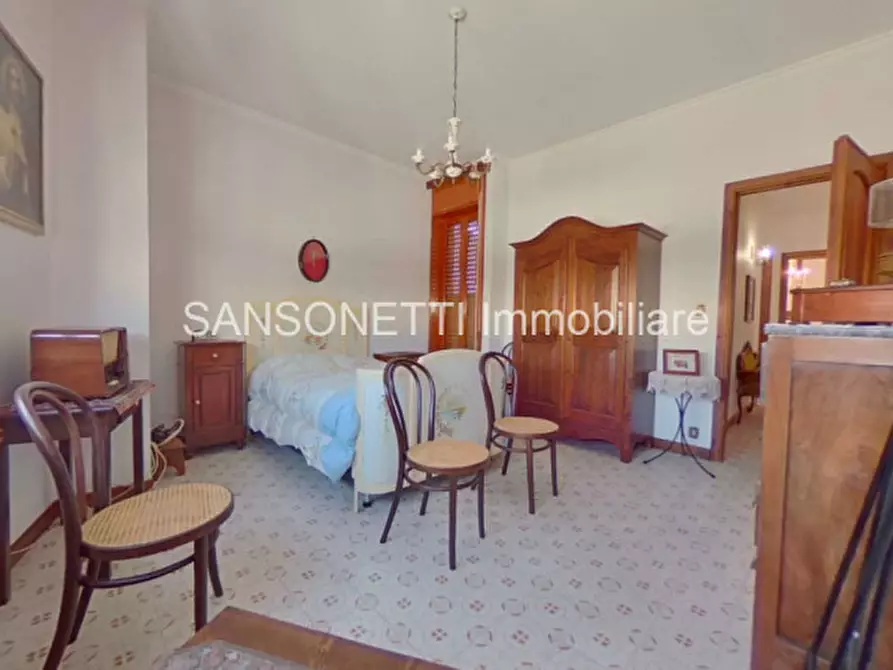 Immagine 37 di Palazzo in vendita  in Leopardi a Fasano